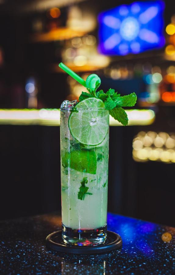 Saigon Hub Hostel Ho Chi Minh City Bagian luar foto