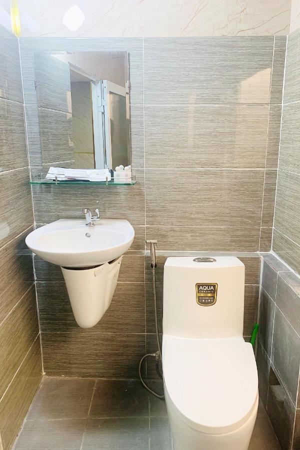 Saigon Hub Hostel Ho Chi Minh City Bagian luar foto