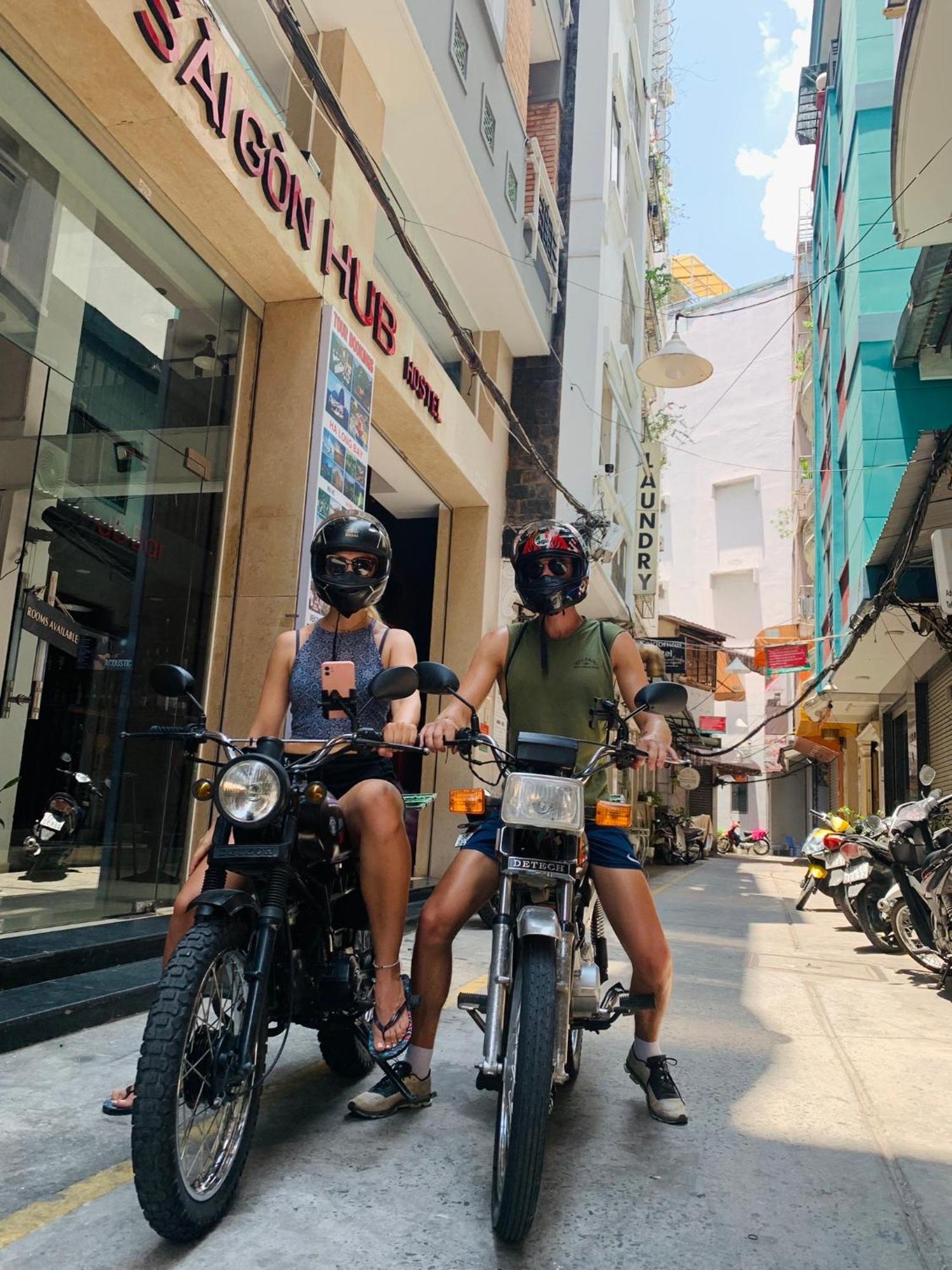 Saigon Hub Hostel Ho Chi Minh City Bagian luar foto