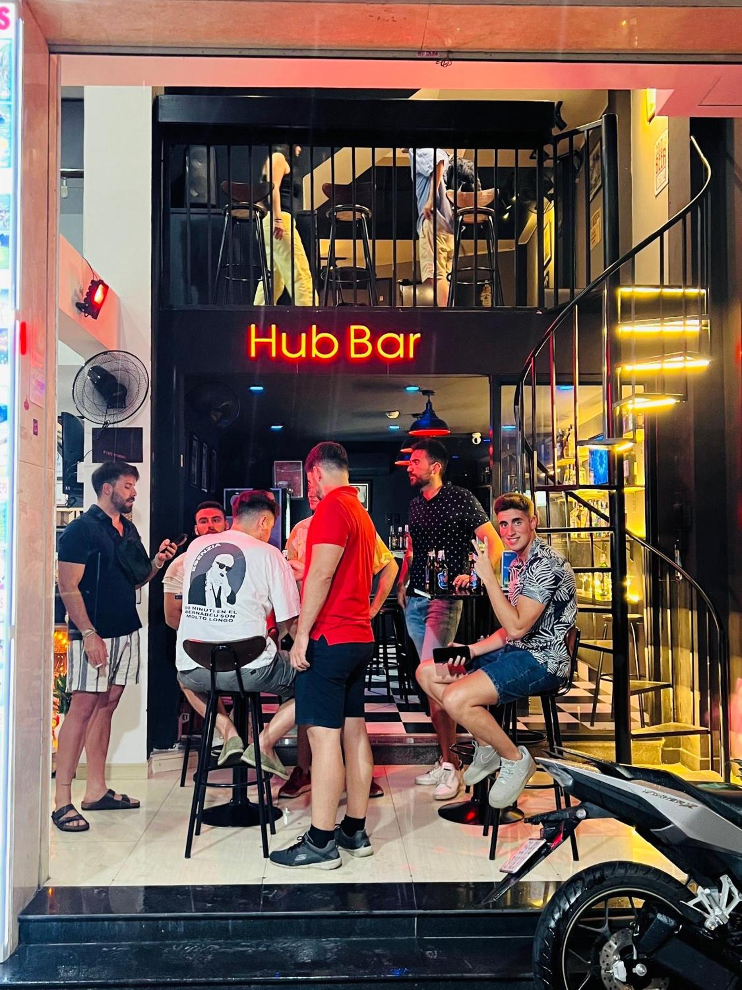 Saigon Hub Hostel Ho Chi Minh City Bagian luar foto