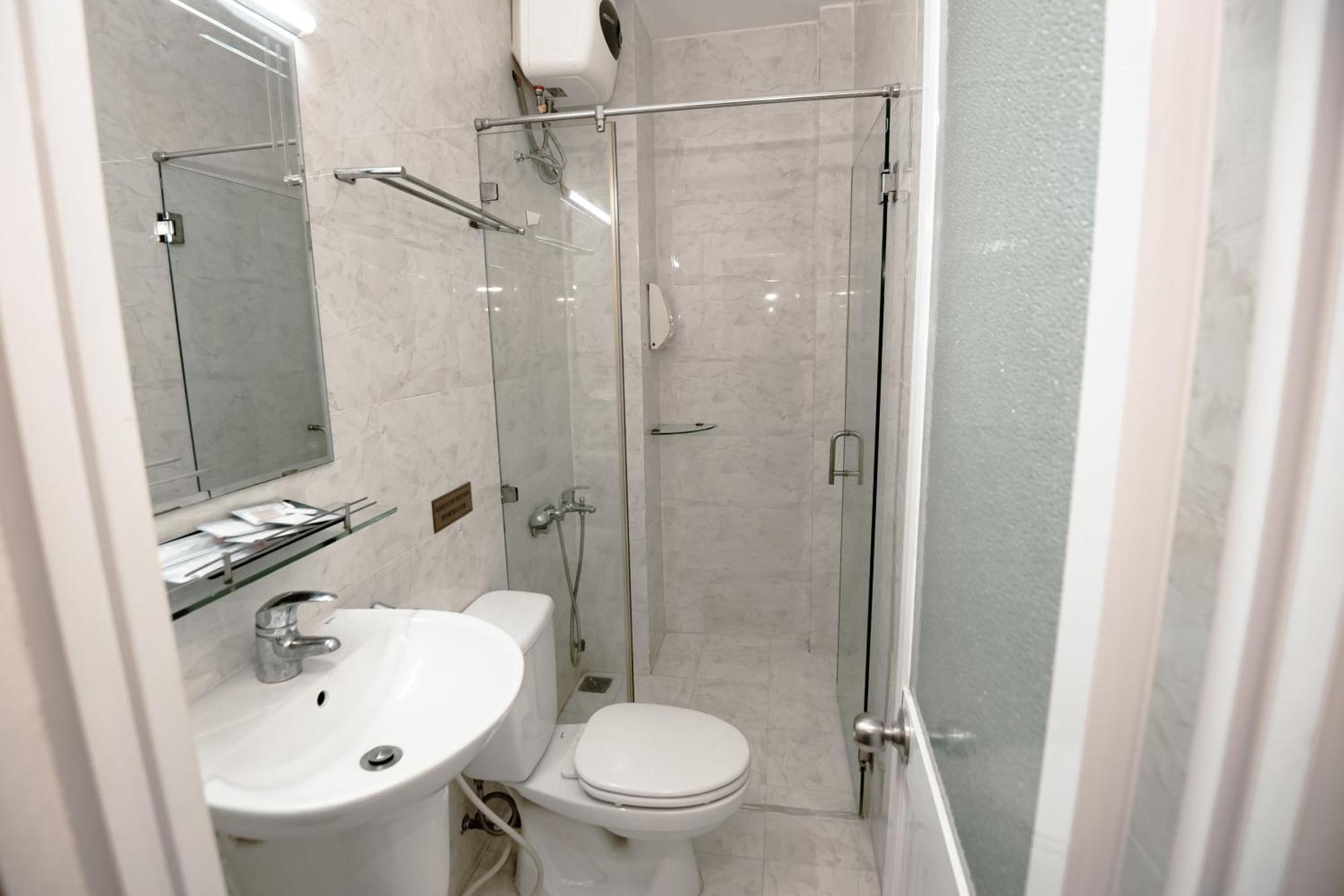 Saigon Hub Hostel Ho Chi Minh City Bagian luar foto
